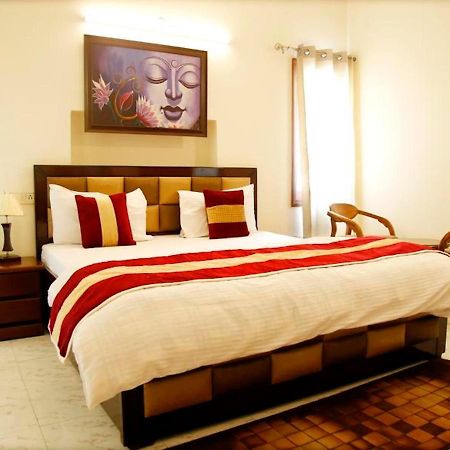 Maplewood Guest House, Neeti Bagh, New Delhiit Is A Boutiqu Guest House - Room 5 Eksteriør billede