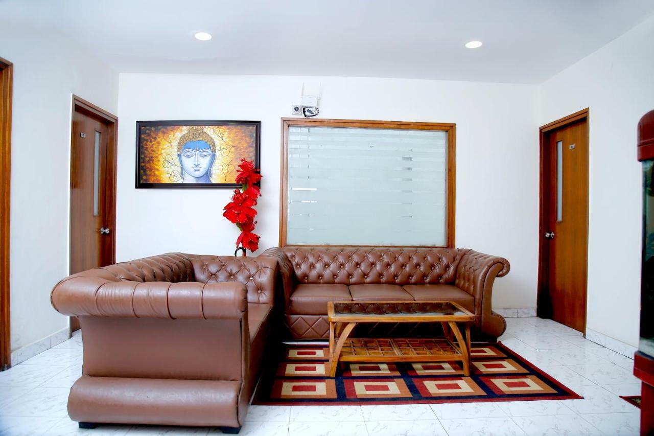 Maplewood Guest House, Neeti Bagh, New Delhiit Is A Boutiqu Guest House - Room 5 Eksteriør billede